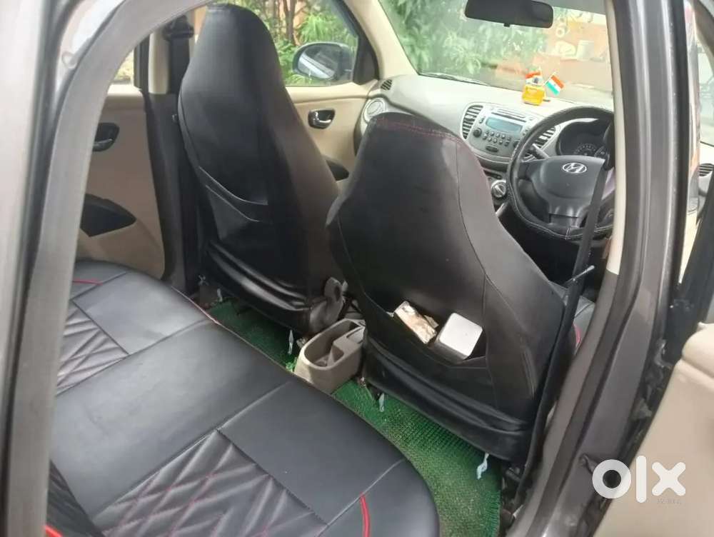 Hyundai I10 Sportz Petrol 2012
