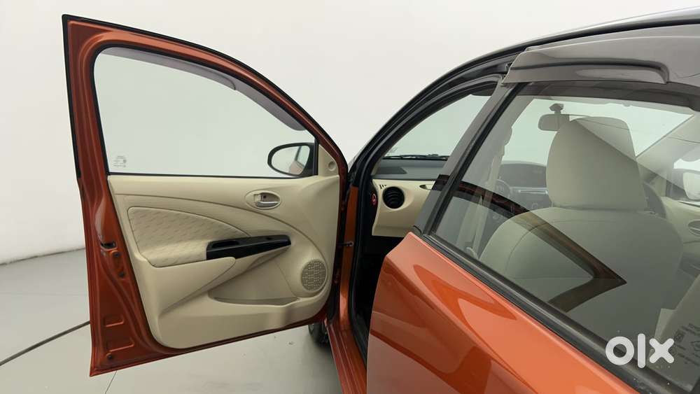 Toyota Etios Liva 2014-2016 V, 2018, Petrol