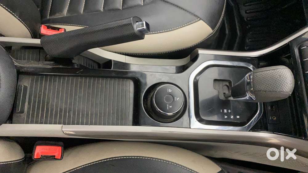 Tata Nexon 1.2 Revotron Xza Plus, 2019, Petrol