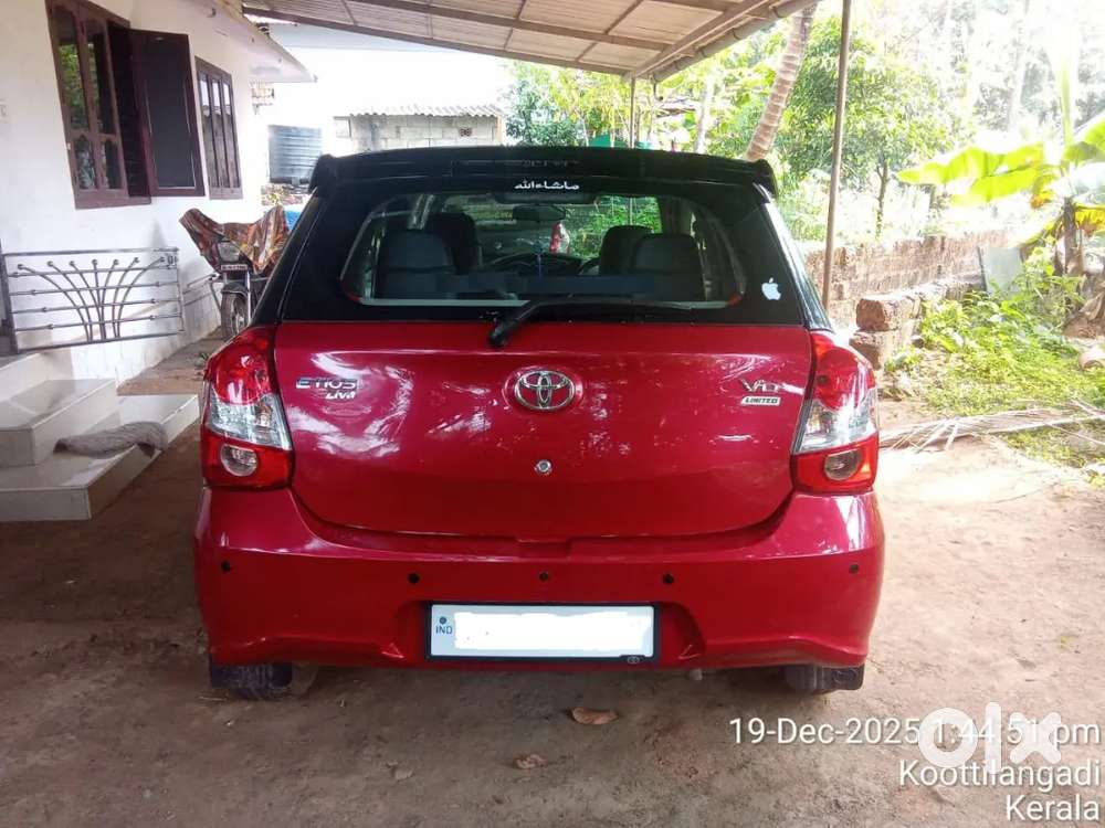 Toyota Etios Liva 2016