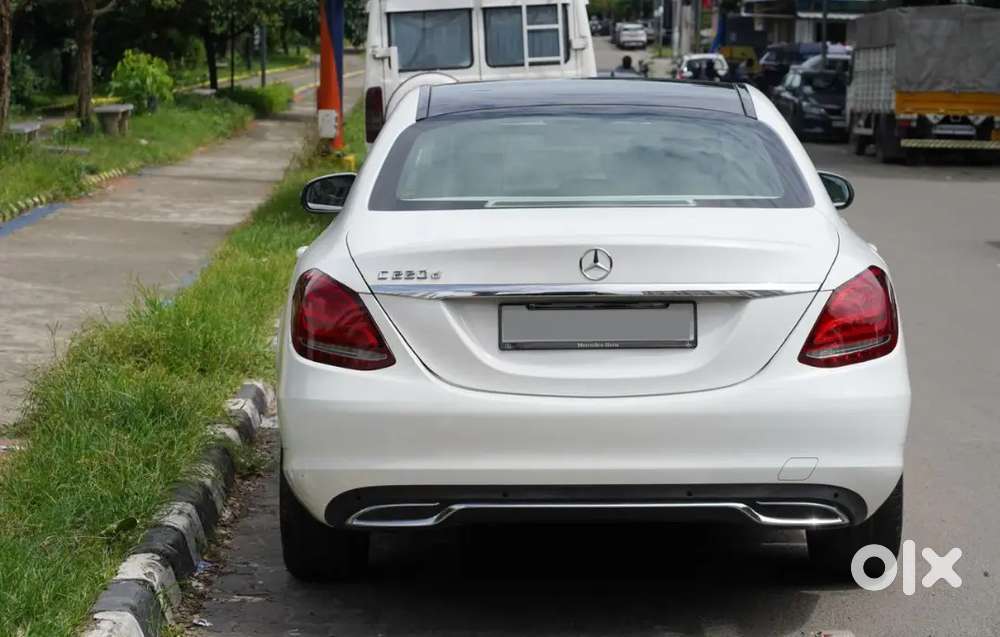Mercedes-benz C-class 2016 Diesel 27000 Km Driven