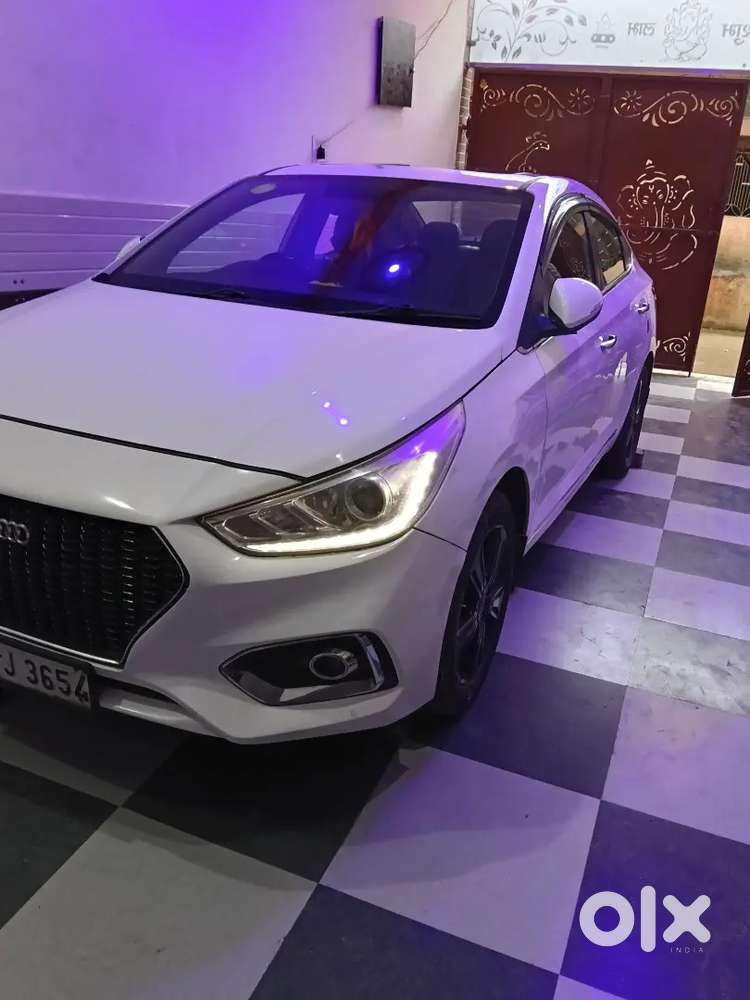 Hyundai Verna Crdi Sx 2018 Sunroof