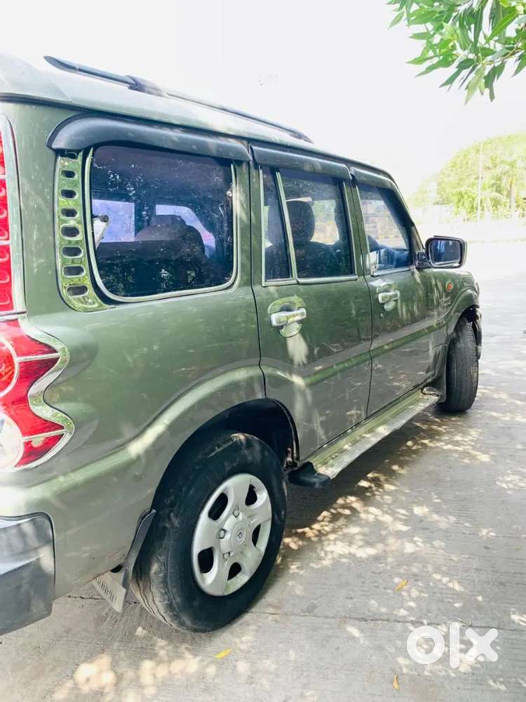 Mahindra Scorpio 2009 Diesel Manual