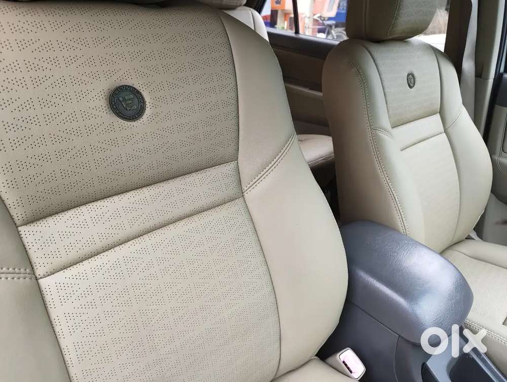 Toyota Fortuner 2013 Company Record Km 170700