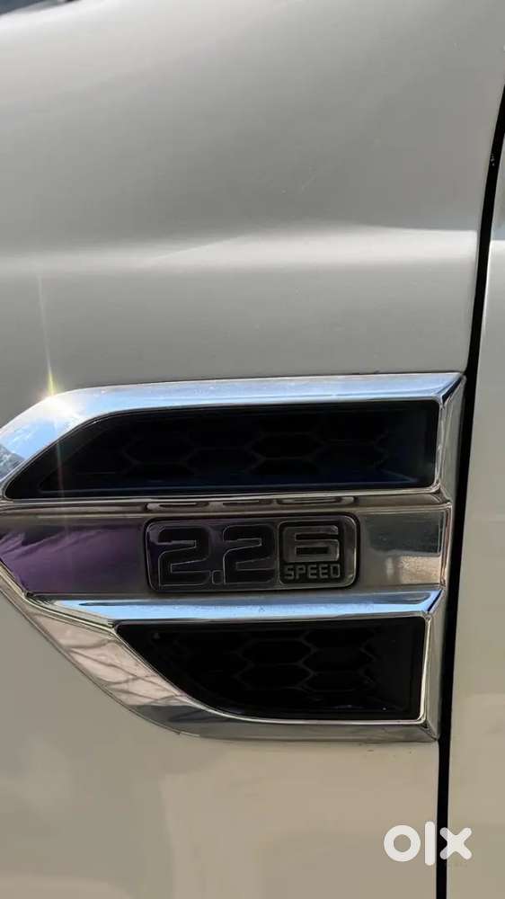 Ford Endeavour 2.2 Trend 4x4 2017