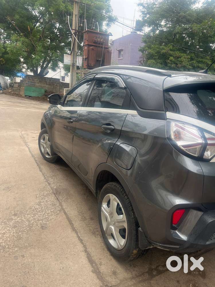 Tata Nexon Petrol Manual 2023