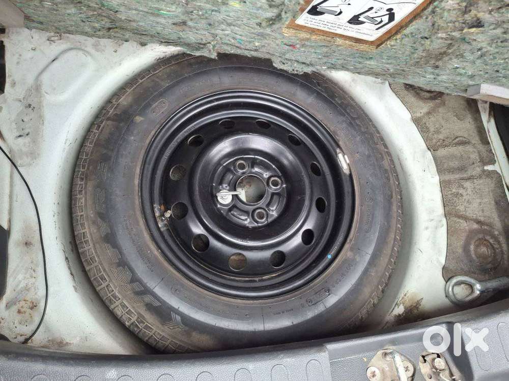 Maruti Suzuki Ritz Vxi, 2012, Petrol