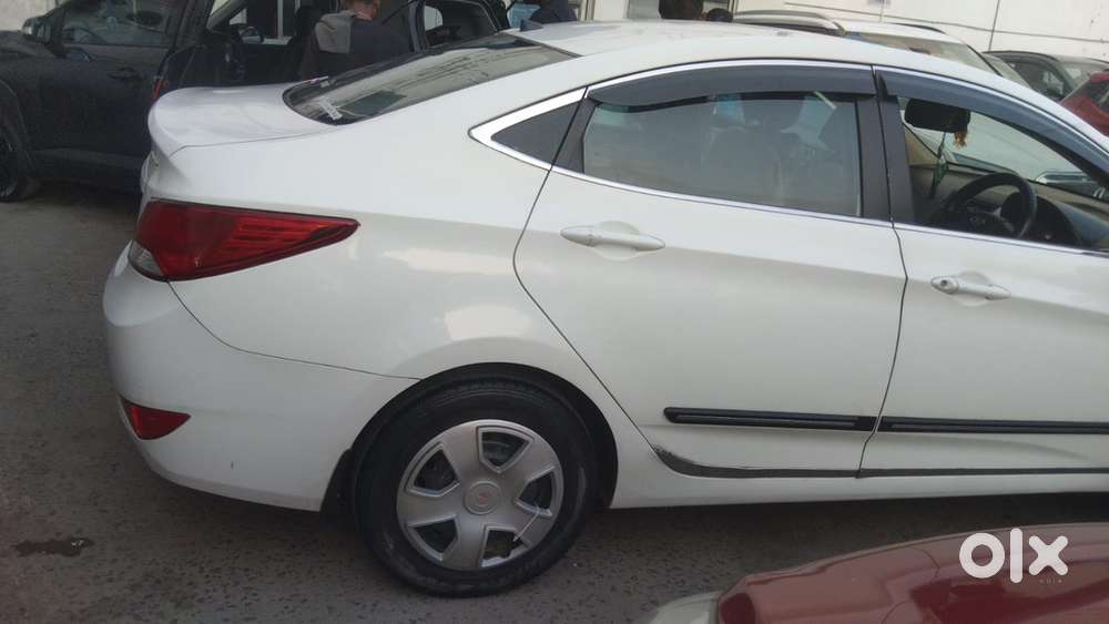 Hyundai Verna 2015 Diesel Well Maintained