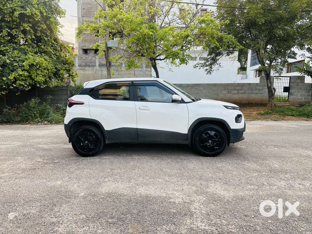 Tata Punch Adventure Amt, 2022, Petrol