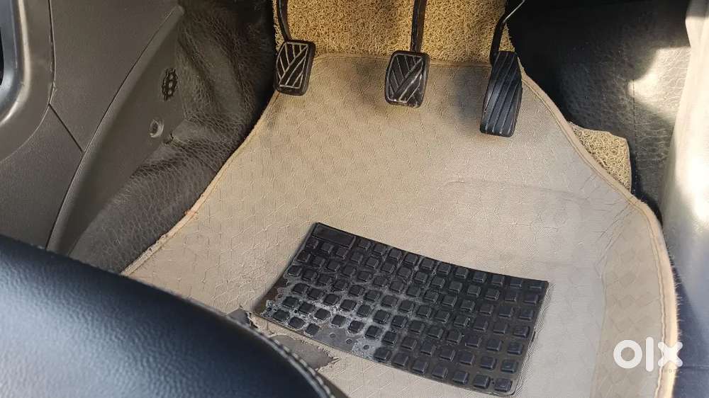 साइलेंट इंजन चलने में जोरदार आरामदायक