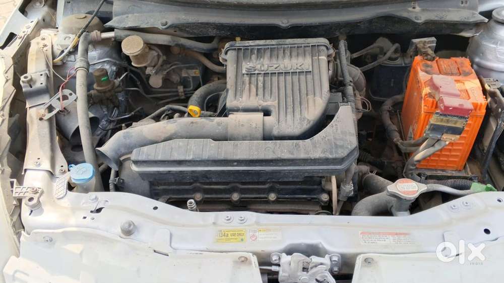 Maruti Suzuki Swift Lxi, 2015, Petrol