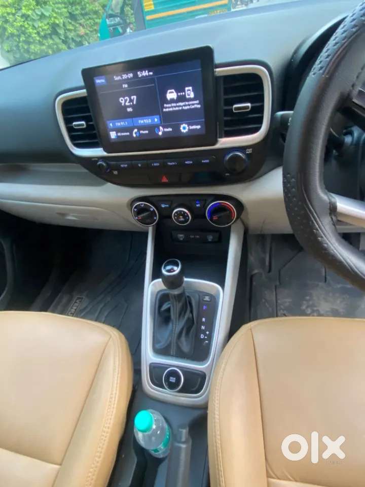 Hyundai Venue 1.0 S (o) Turbo Dct, 2024, Petrol