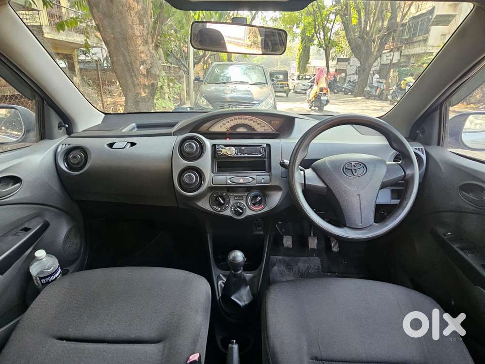 Toyota Etios Liva 2011-2012 G, 2012, Petrol