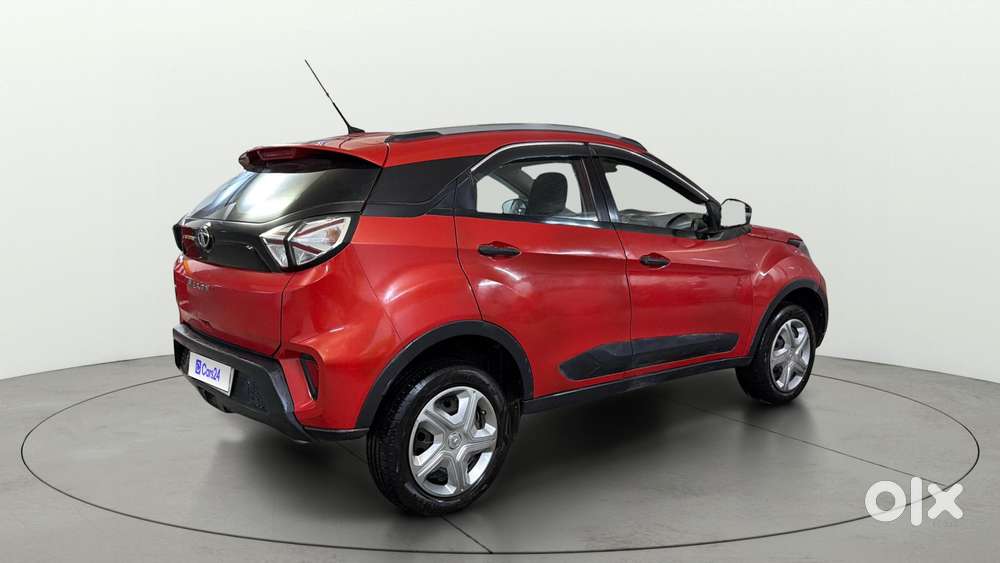 Tata Nexon 1.2 Revotron Xm, 2020, Petrol
