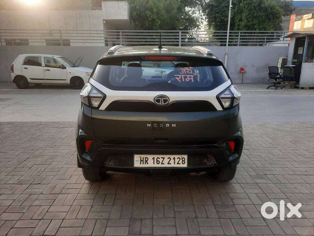 Tata Nexon 1.2 Revotron Xm (s), 2022, Petrol