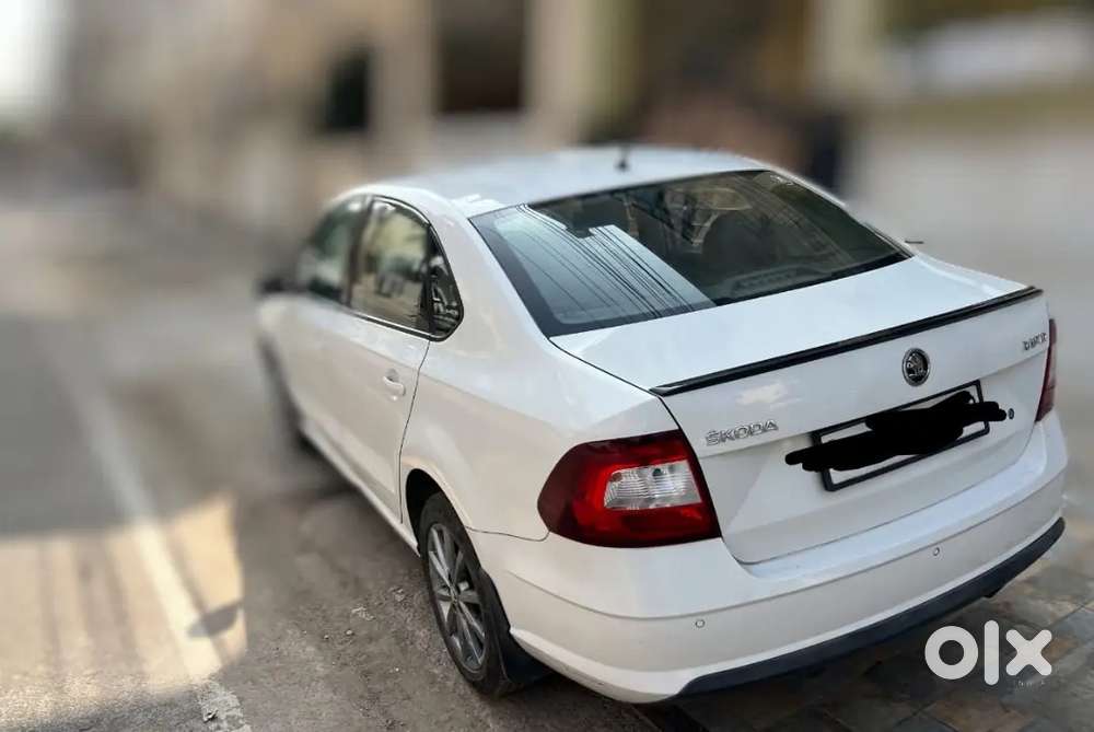 Skoda Rapid Monte Carlo 1.6 Petrol Automatic 2019