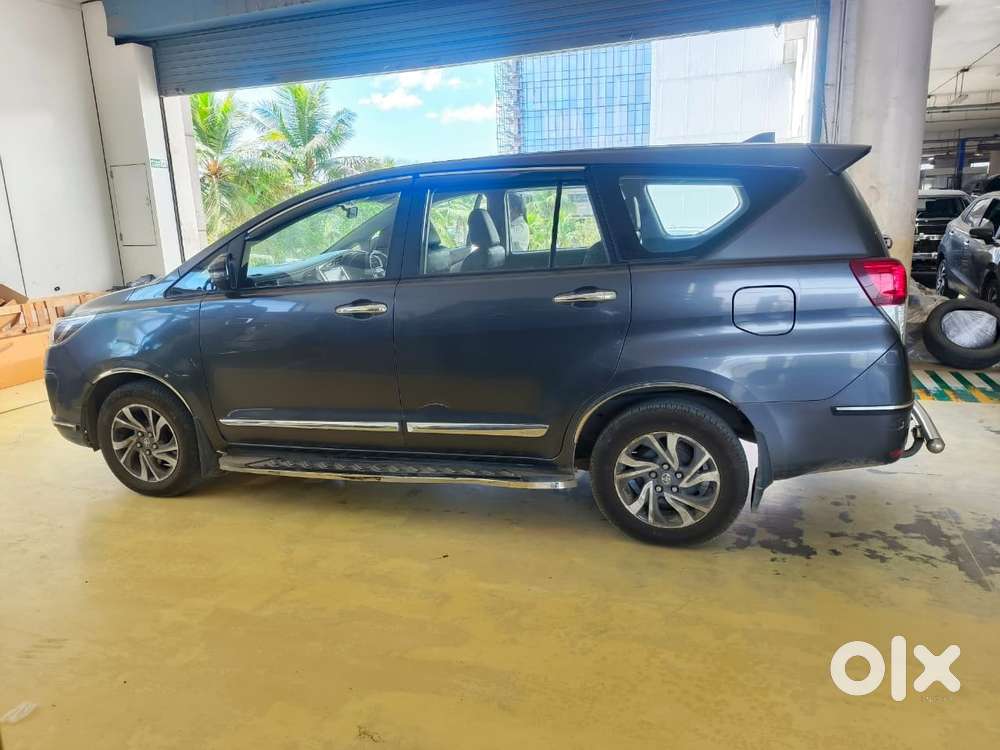 Toyota Innova Crysta 2.4 G Mt 8s, 2021, Diesel