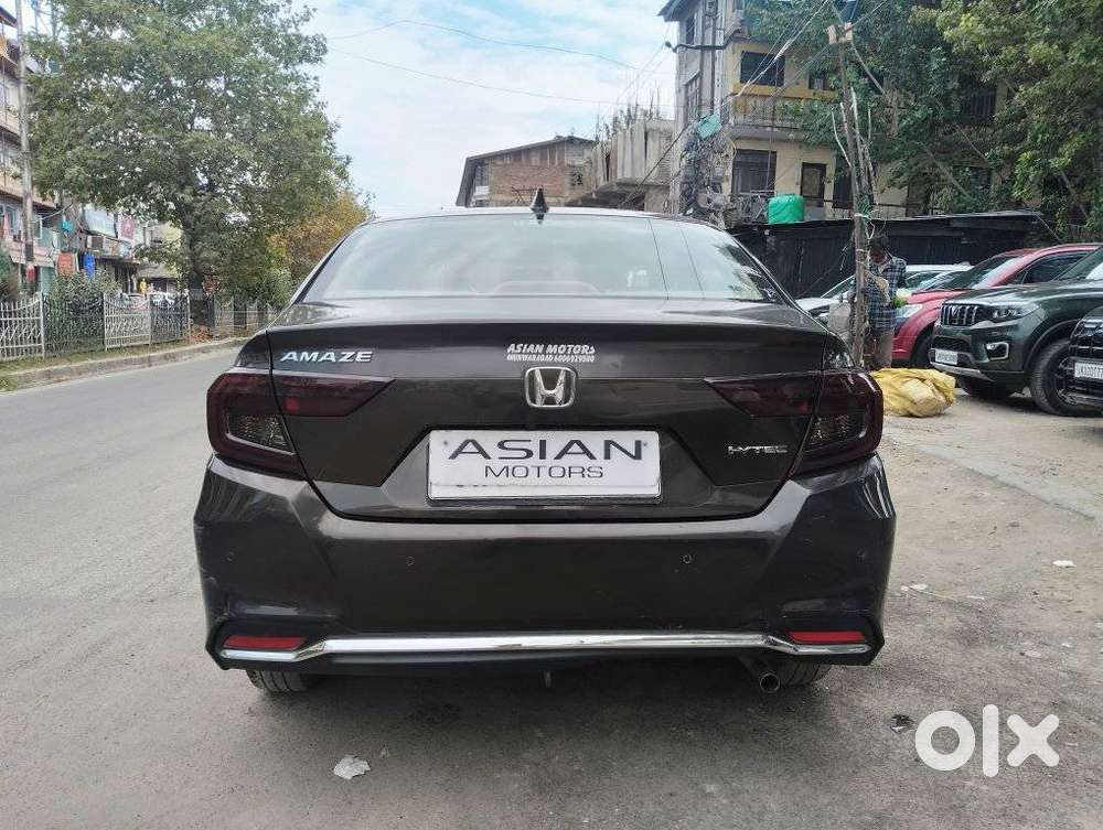Honda Amaze 2nd Gen Vx, 2023, Petrol