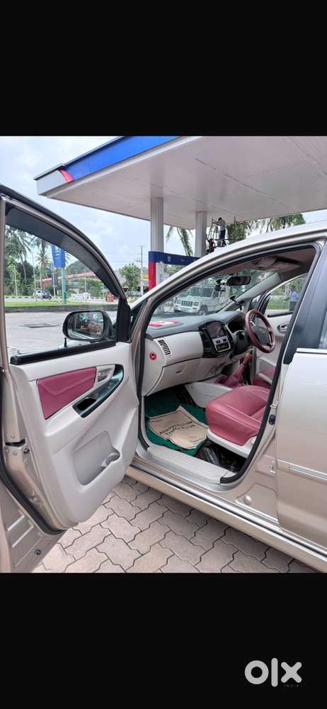 Toyota Innova Diesel 2012