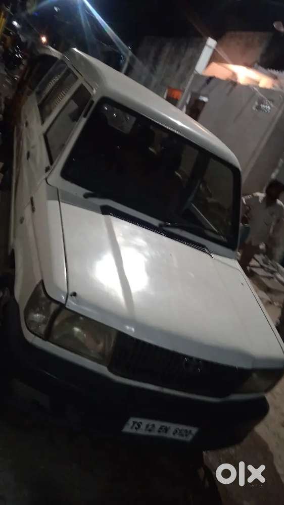 Toyota Qualis 2004 Diesel Well Maintained