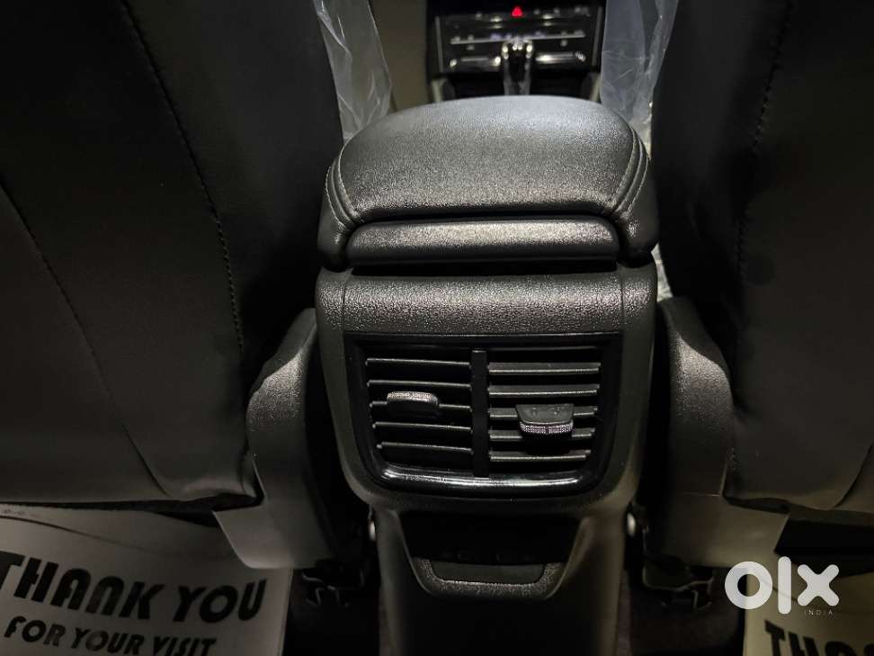 Skoda Kylaq Prestige At, 2025, Petrol