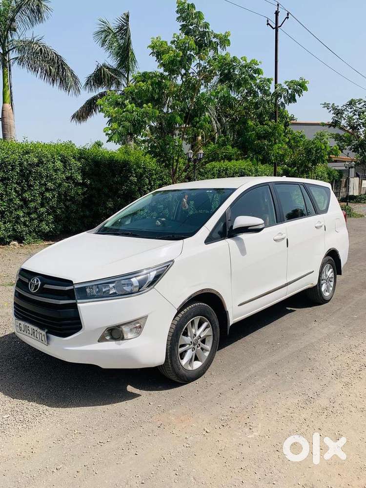 Innova Crysta 2016 Model