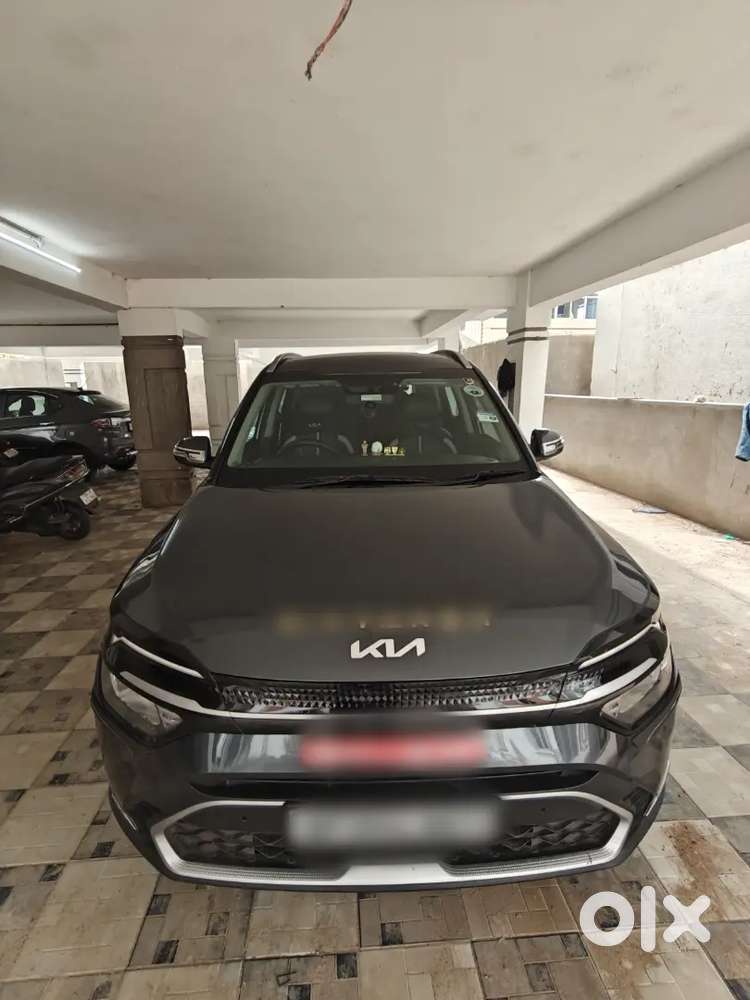 Kia Carens Premium 2023