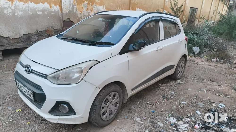 Hyundai Grand I10 2015 Diesel 177000 Km Driven