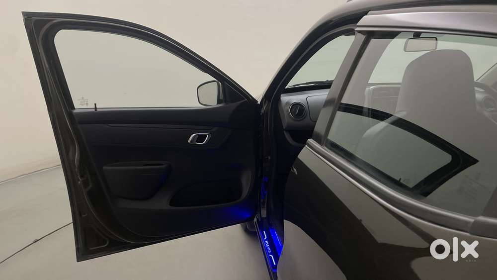Renault Kwid 2019-ongoing 1.0 Rxt Amt (o), 2019, Petrol