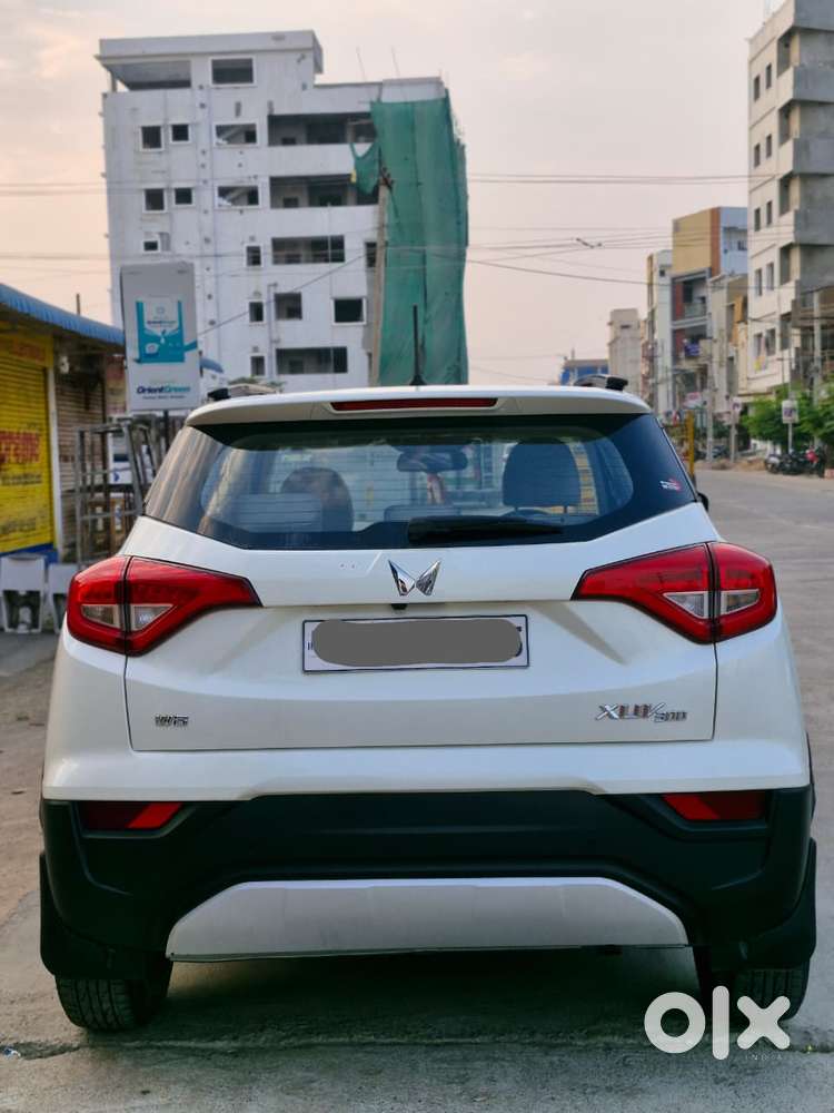 Mahindra Xuv300 W8 Option Diesel, 2023, Diesel