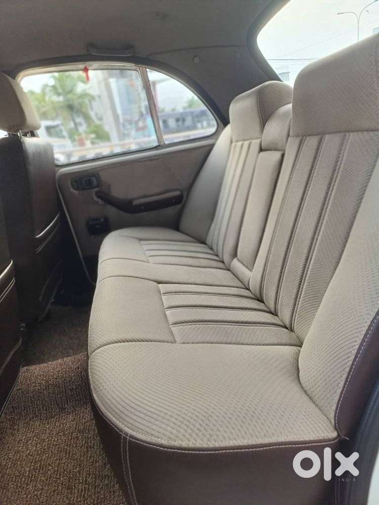 Ambassador Classic Dsz Ac, 2003, Diesel