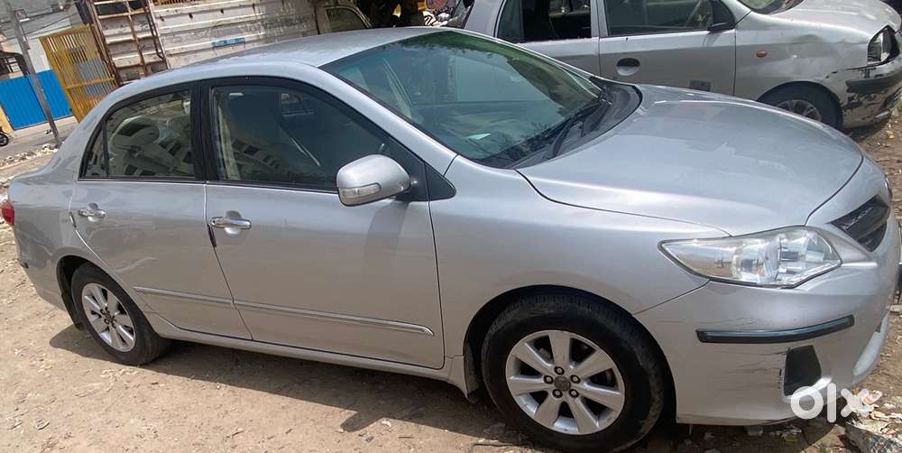 Toyota Corolla Altis 2012