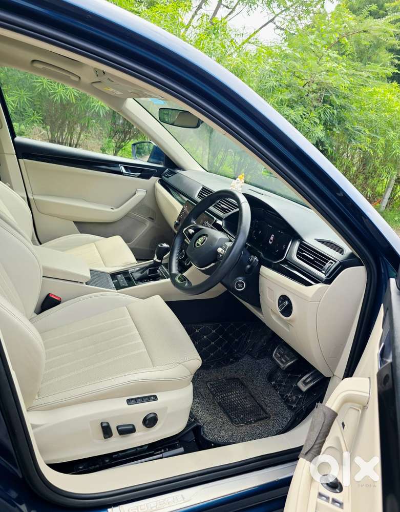 Skoda Superb 2.0 L&k Tsi At, 2022, Petrol