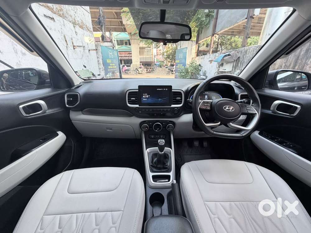 Hyundai Venue Sx (o) Mt 1.0 Turbo, 2024, Petrol