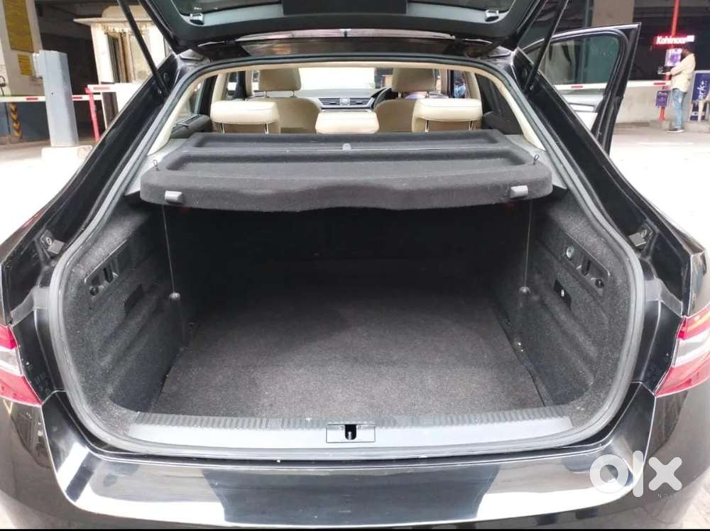 Skoda Superb [ ] 1.8 Style Tsi At, 2017, Petrol