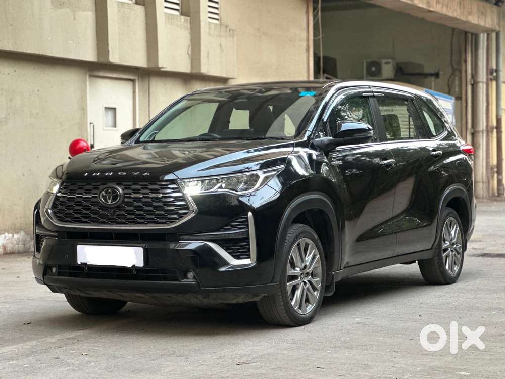 Toyota Innova Hycross 2.0 Zx Hybrid 7 Str, 2023, Petrol