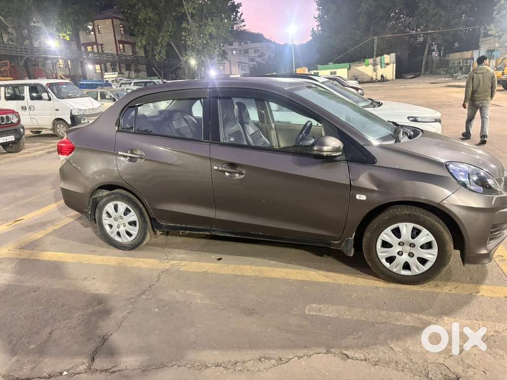 Honda Amaze 2015 Petrol