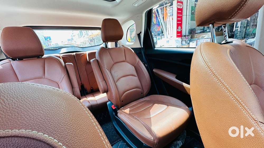 Mg Hector Plus 2021 Year Top Model Sharp 6 Seater