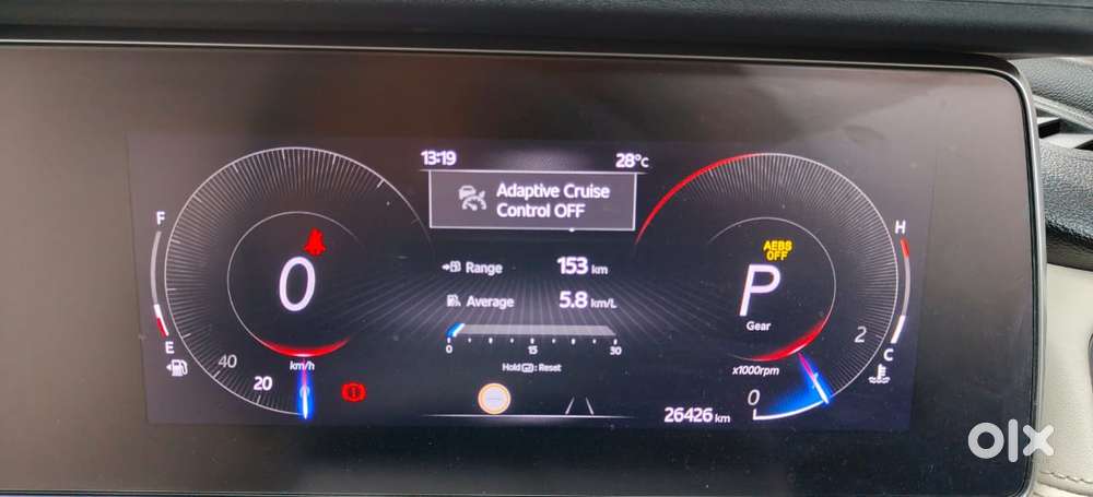 Mahindra Xuv700 2.0 Ax 7 Petrol At Str, 2024, Petrol