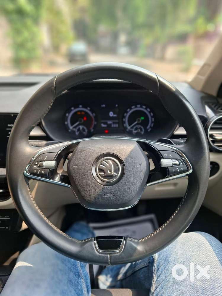 Skoda Slavia Ambition 1.5l Tsi Dsg, 2024, Petrol