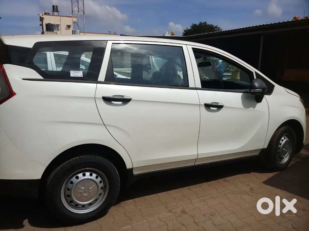 Mahindra Marazzo 2018 Diesel 160000 Km Driven