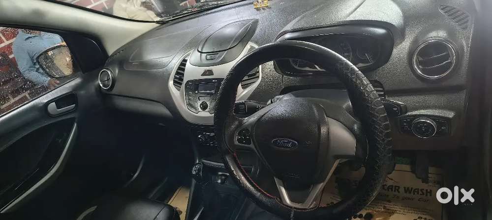 Ford Figo 1.2 Titanium Plus 2015