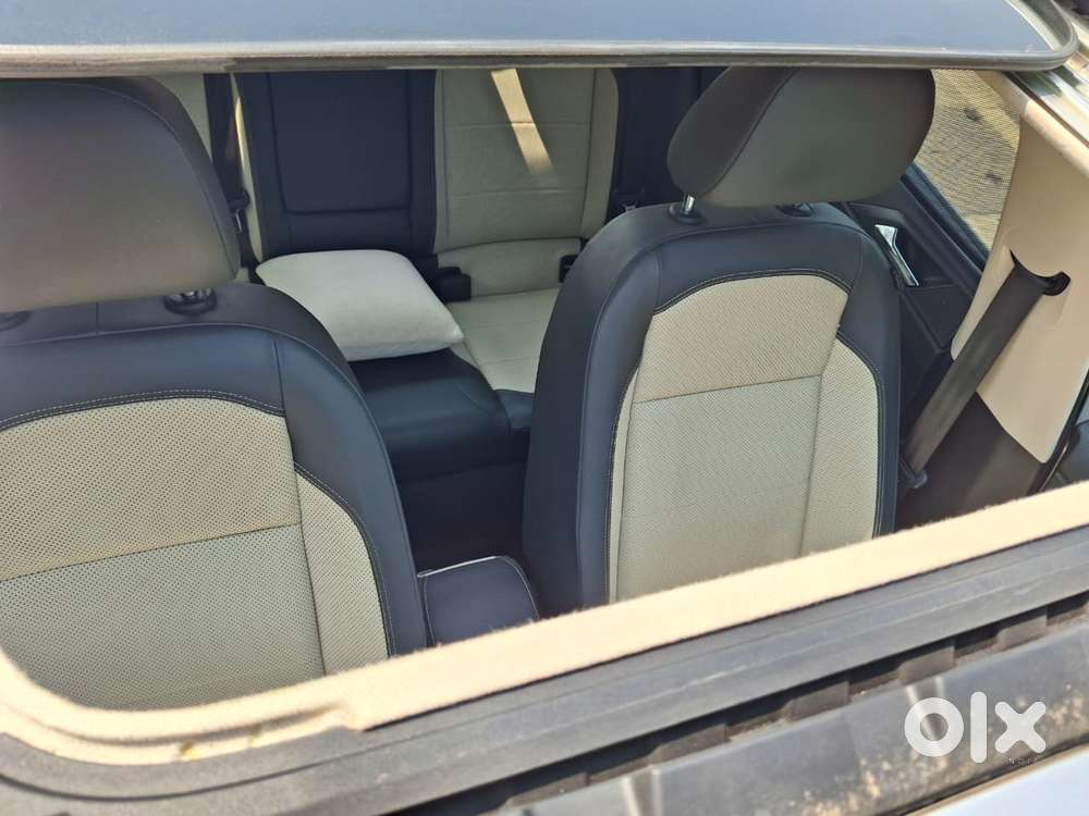 Skoda Slavia 1.0 Tsi Style At, 2022, Petrol