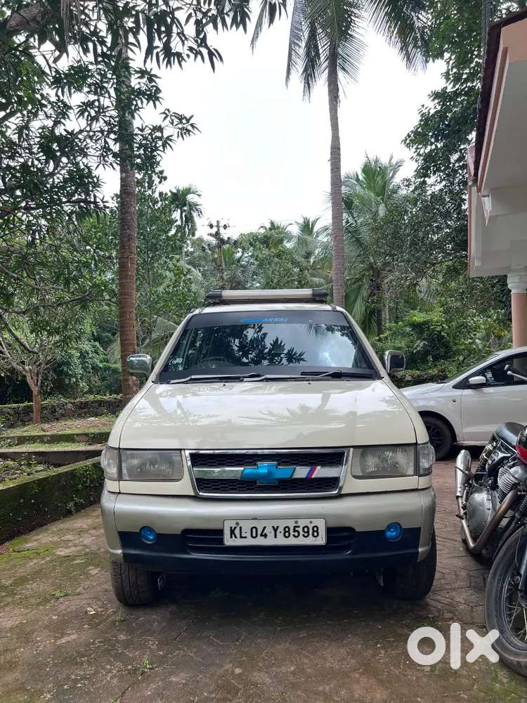 Chevrolet Tavera Neo Ls Diesel 2009
