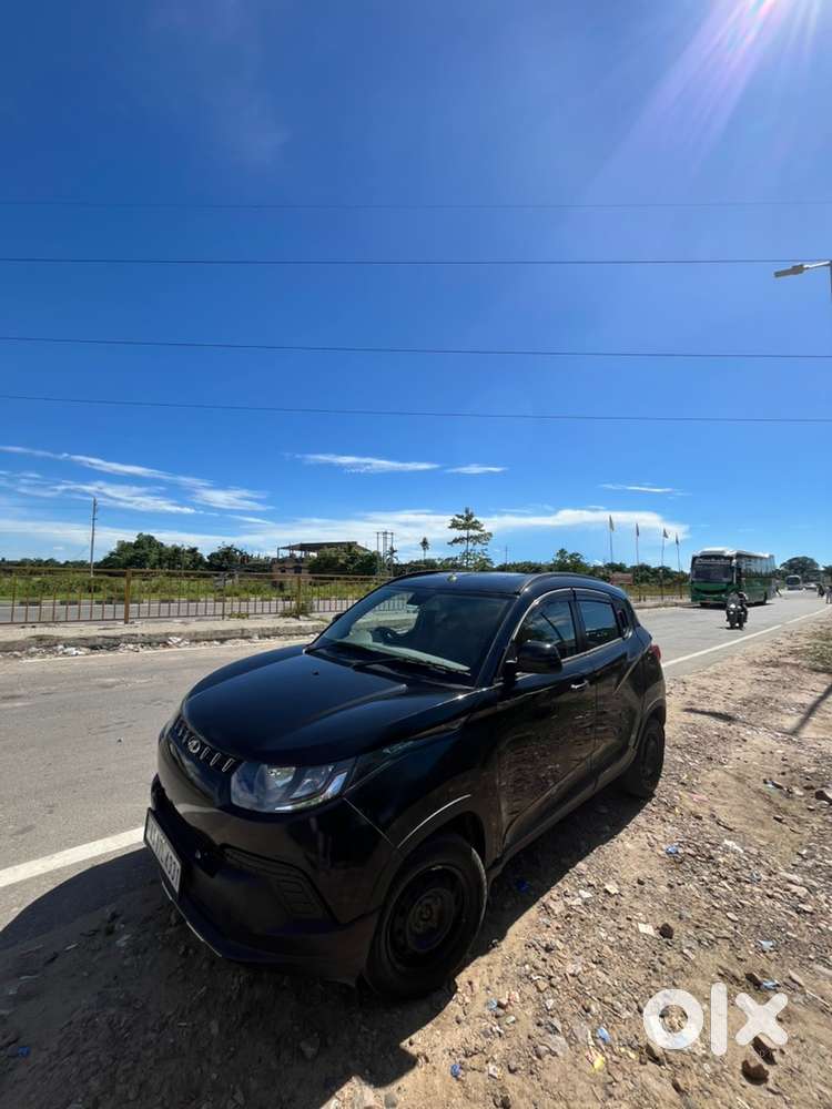 Mahindra Kuv 100 2017
