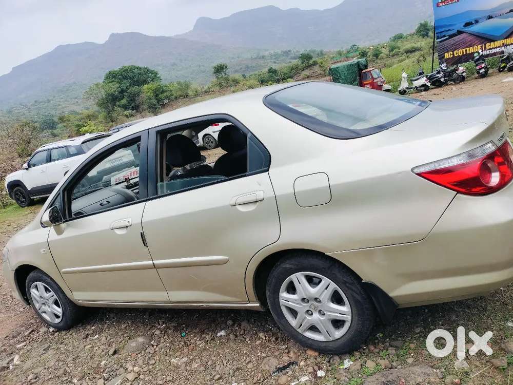 Honda City Zx 2006 Cng & Hybrids Good Condition