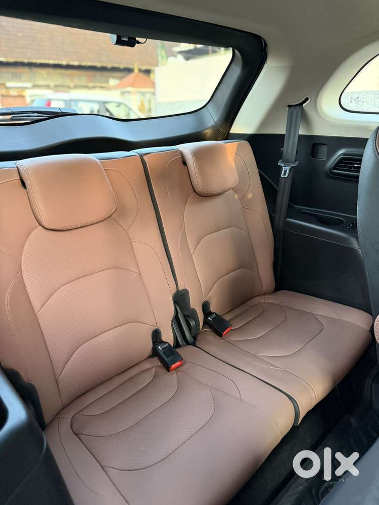 Mg Hector Plus Savvy Pro 1.5 Turbo Petrol Cvt 6 Str, 2023, Petrol