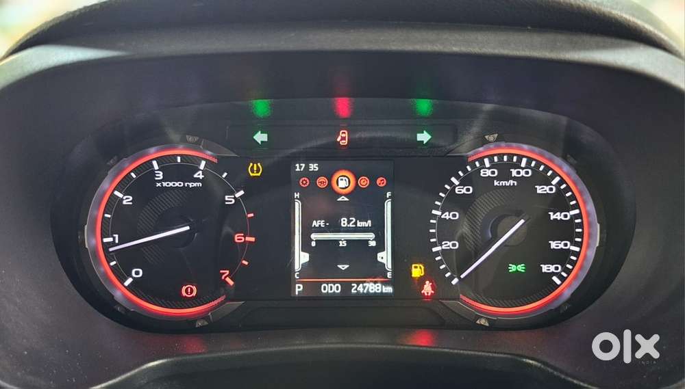 Mahindra Thar 22365 Km Driven Automatic White Colour 4/2 All Orignal