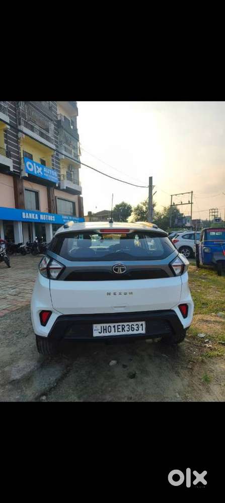Tata Nexon 1.2 Revotron Xm (s), 2022, Petrol