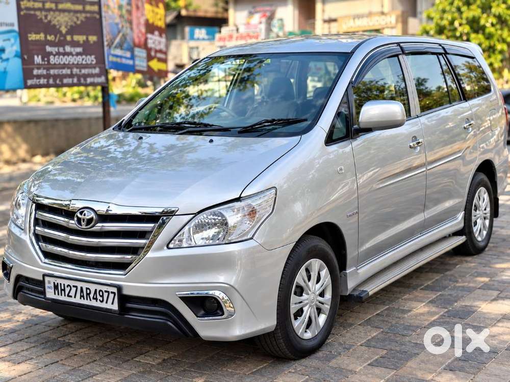 Toyota Innova 2.5 G (diesel) 8 Seater Bs Iv, 2013, Diesel